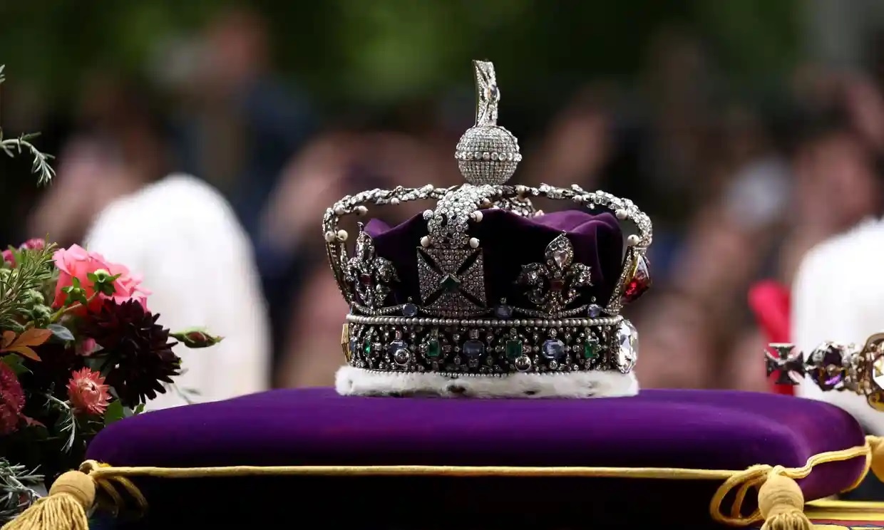 le dang quang Charles III anh 7