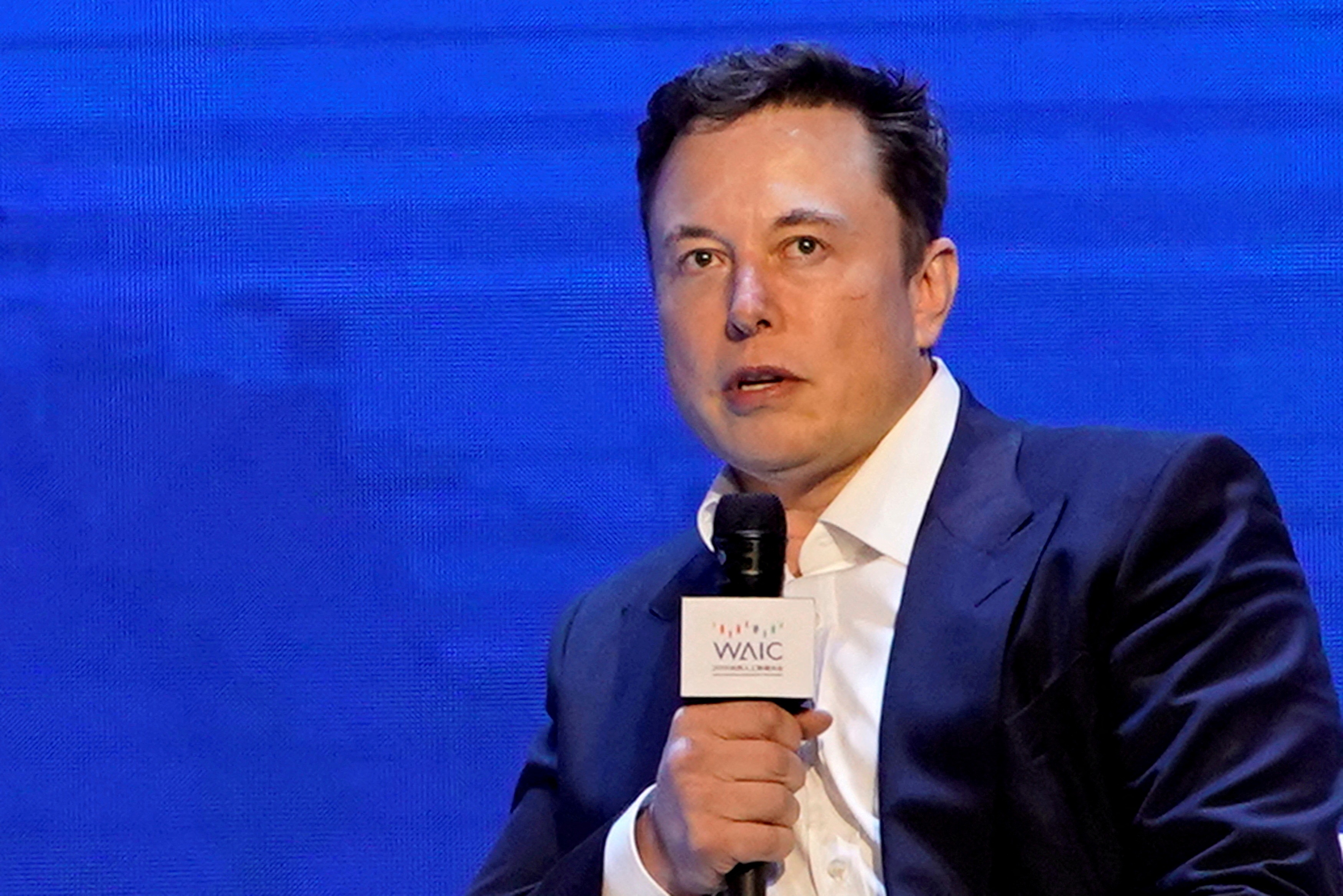 Elon Musk bi thoi bay 13 ty USD trong 24 gio hinh anh
