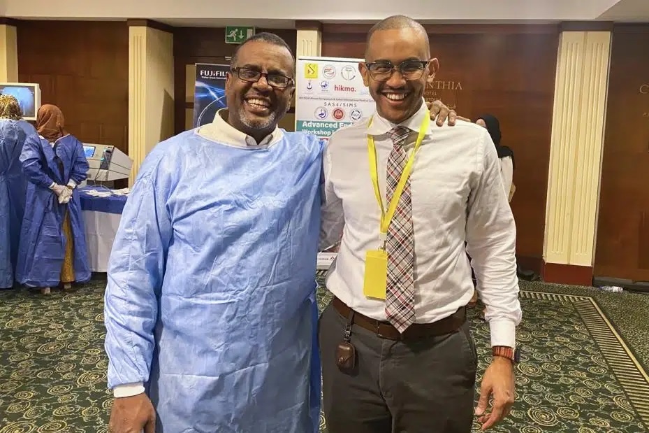 Bac si My bi giet o Sudan ‘khong vi gi ca’ hinh anh