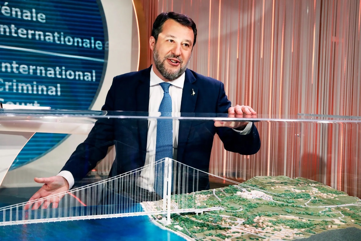 cau treo dai nhat anh 1