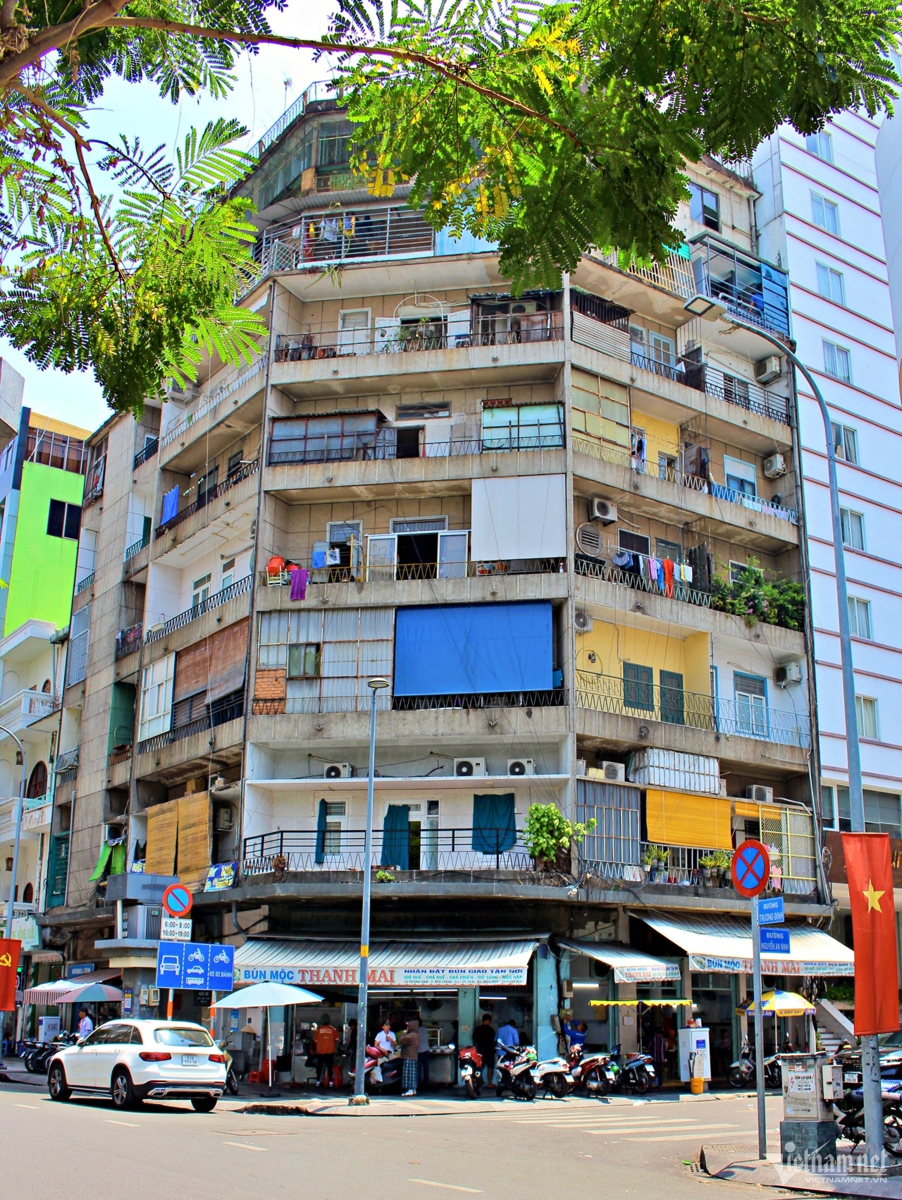 Ty phu Sai Gon,  Hoi ky,  Nguyen Tan Doi anh 2