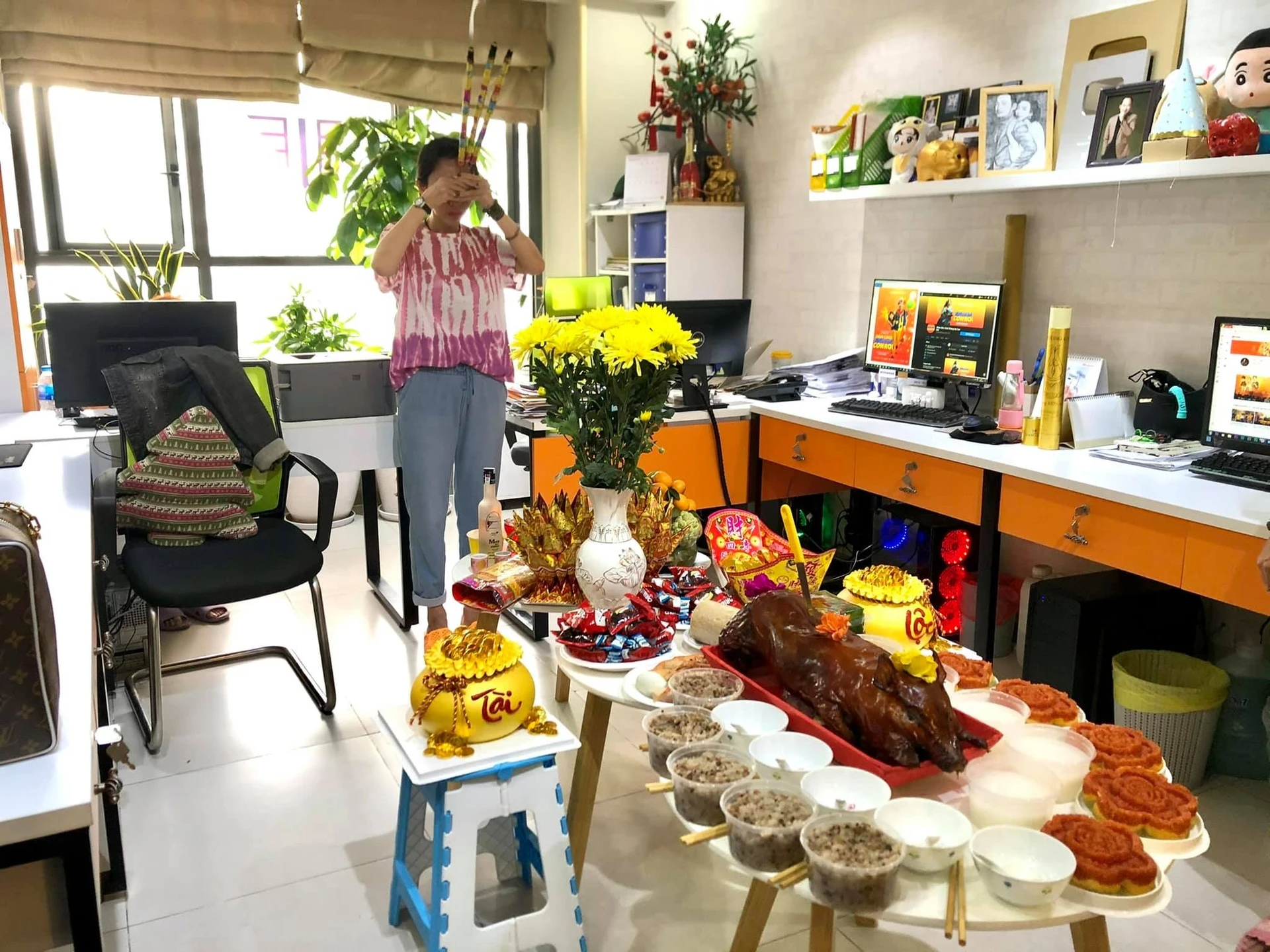 Van khan co truyen ngay via Than Tai de cau tai loc ca nam Giap Thin hinh anh