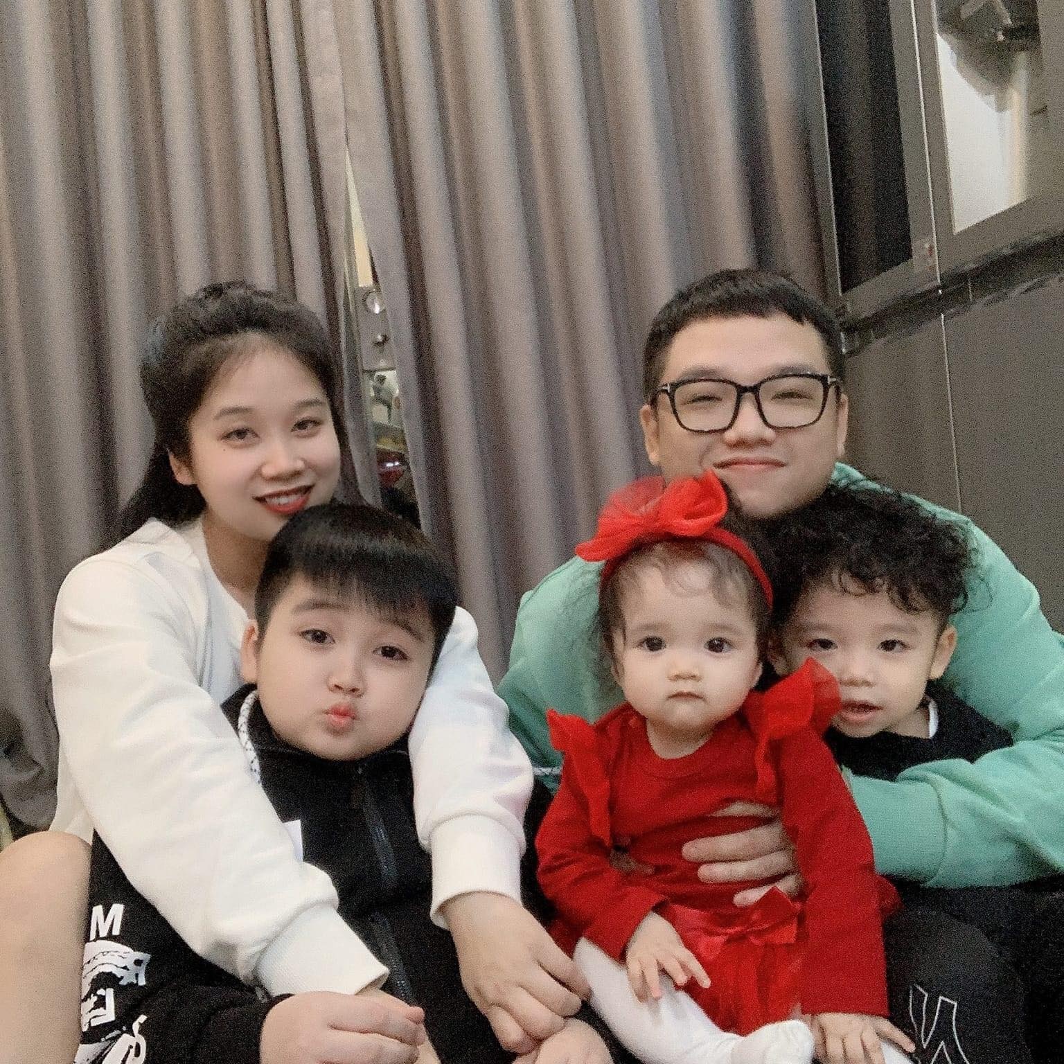 Chi tieu gia dinh,  Chi phi sinh con anh 9