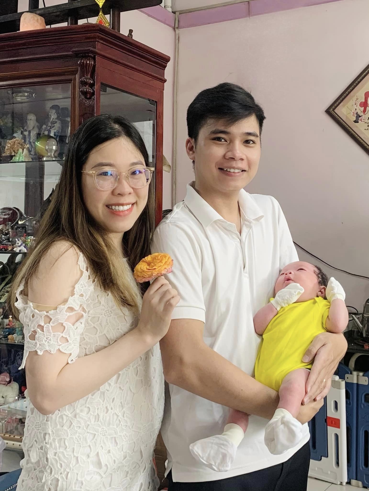 Chi tieu gia dinh,  Chi phi sinh con anh 6