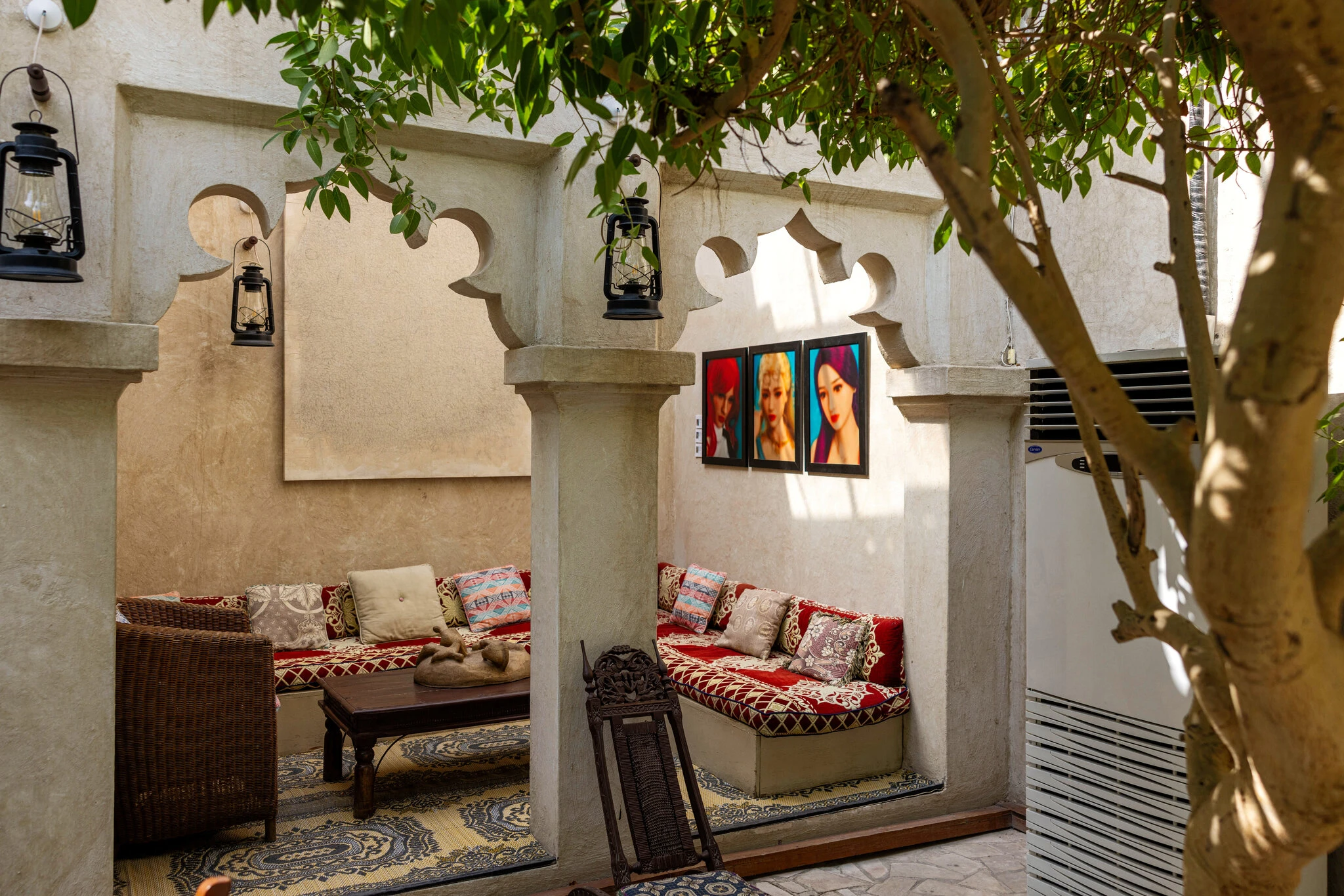 Nang nong,  Toa nha, anh 3