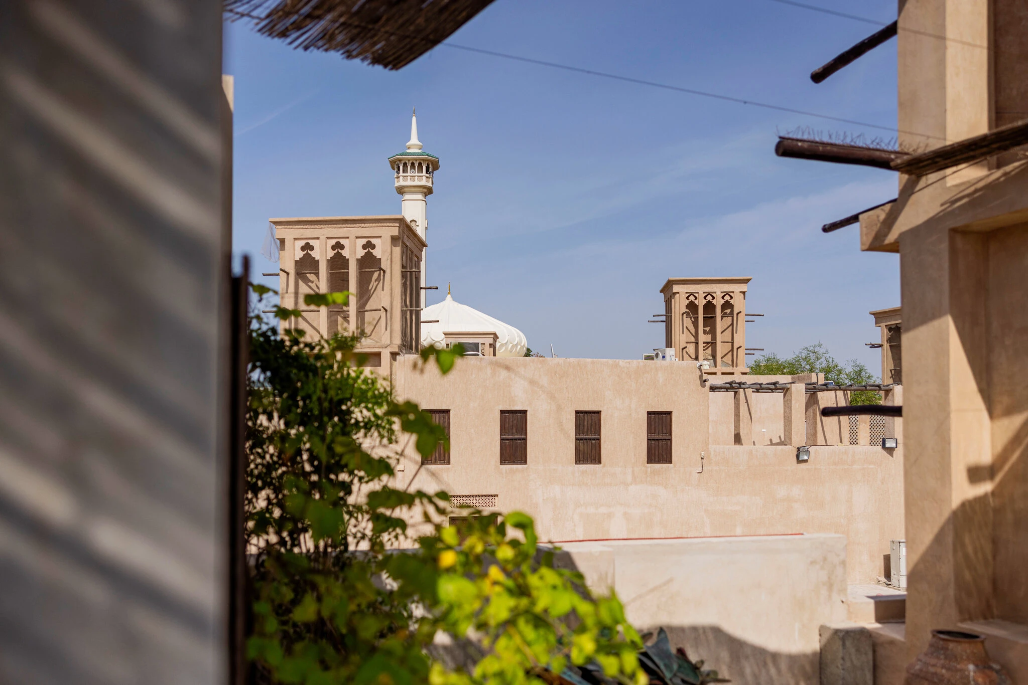 Nang nong,  Toa nha, anh 5