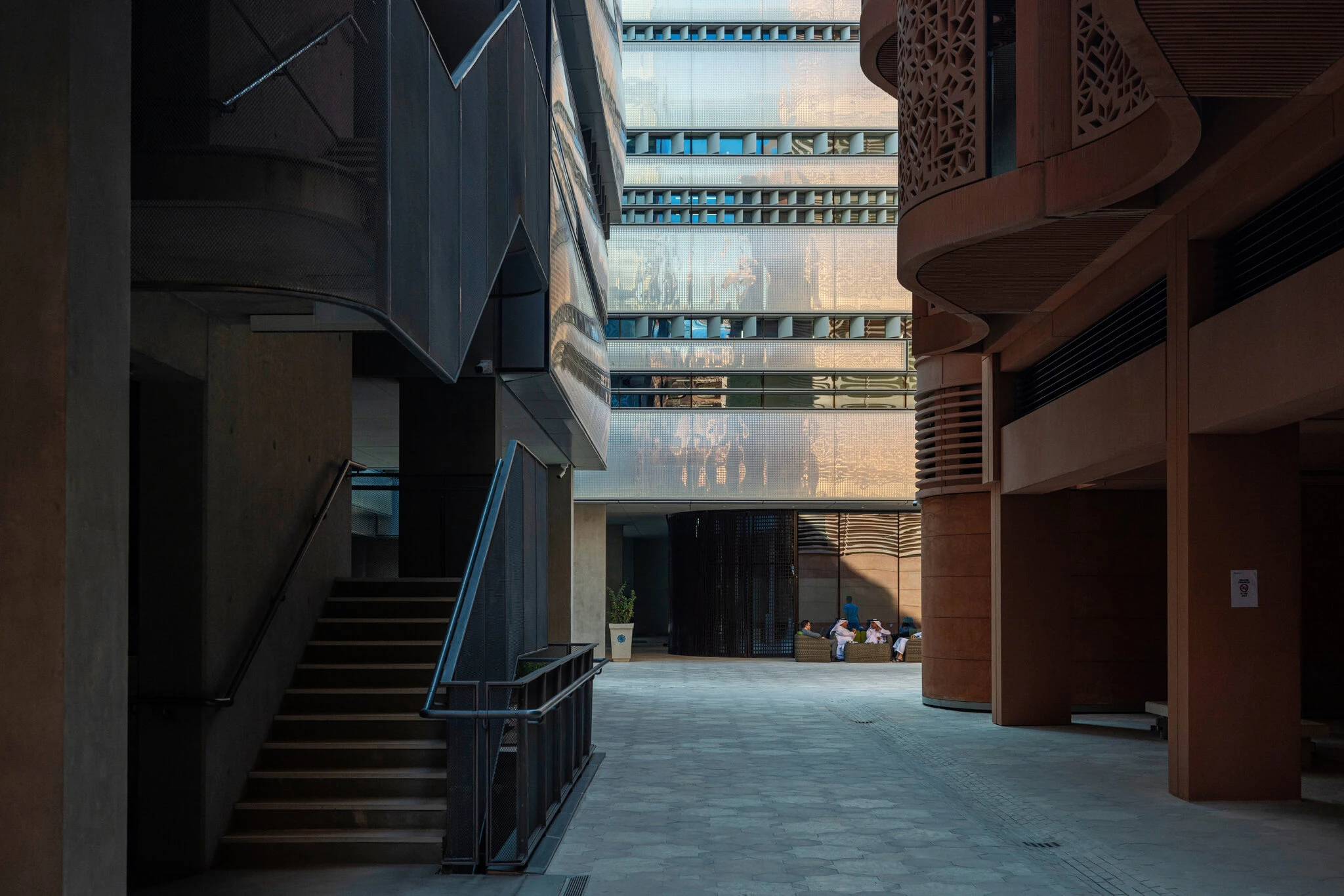 Nang nong,  Toa nha, anh 8