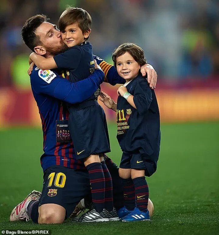 Mateo Messi, Con trai thu 2 anh 9