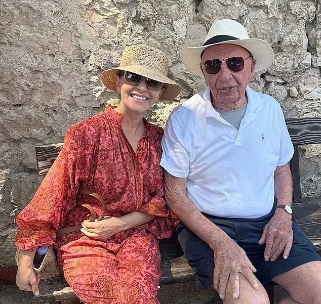 Tỷ phú Rupert Murdoch kết hôn lần thứ 5 ở vườn nho Moraga
