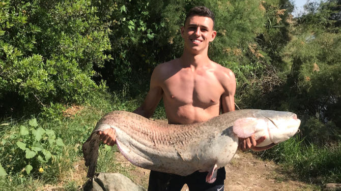 Foden cau duoc ca 'khung' o trung tam huan luyen EURO cua tuyen Anh hinh anh