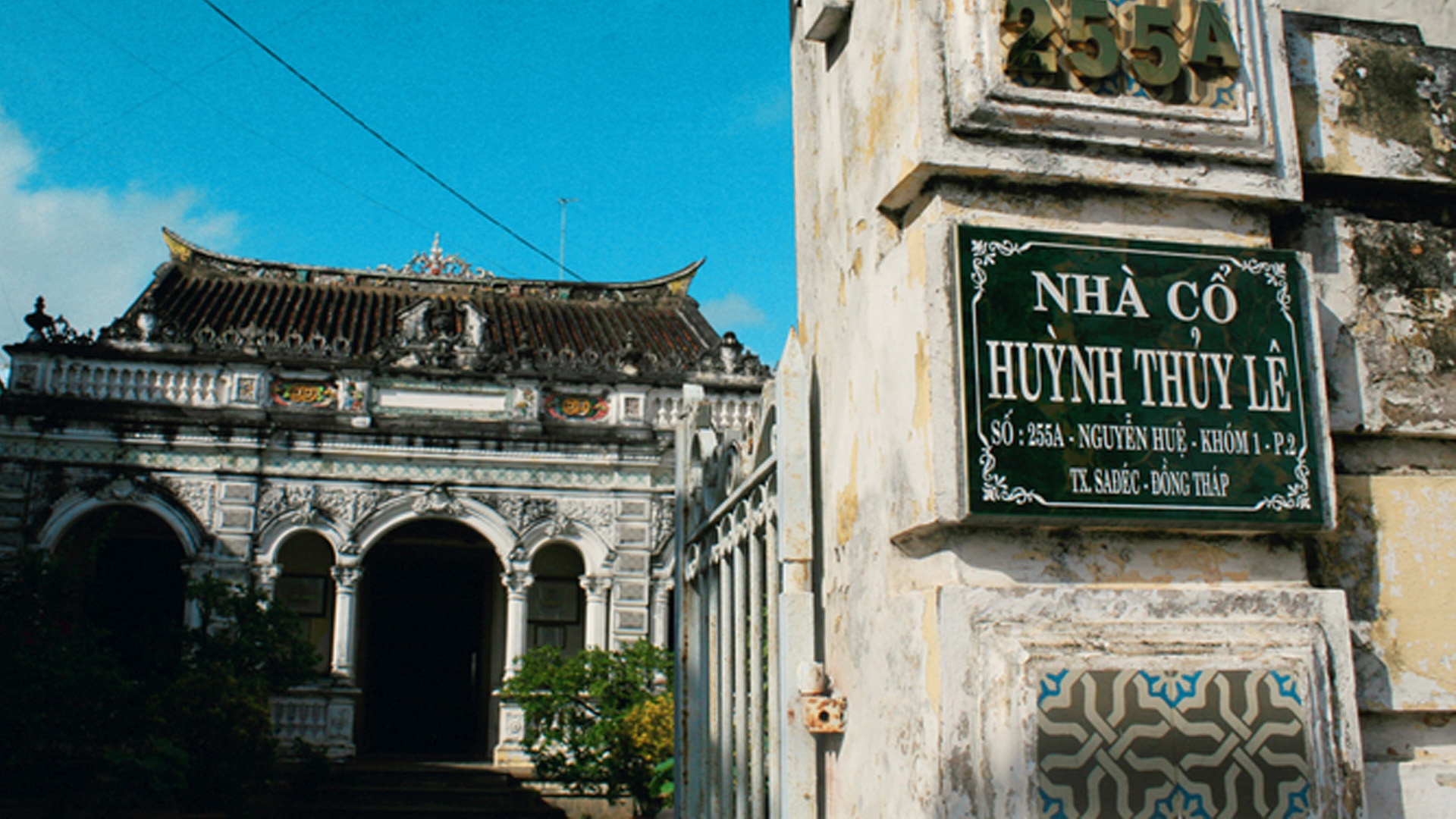 #Justgo: Nha co hon 100 tuoi noi tieng o Dong Thap hinh anh