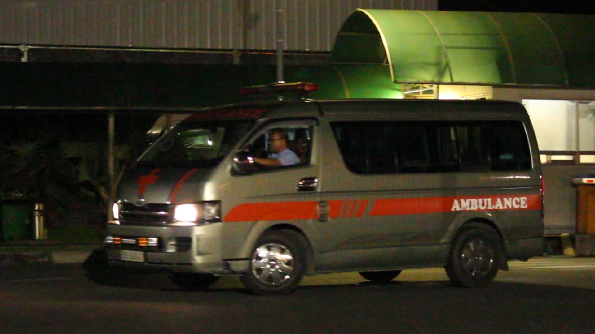 3 thi the trong vu danh bom o Ai Cap duoc dua ve Viet Nam hinh anh