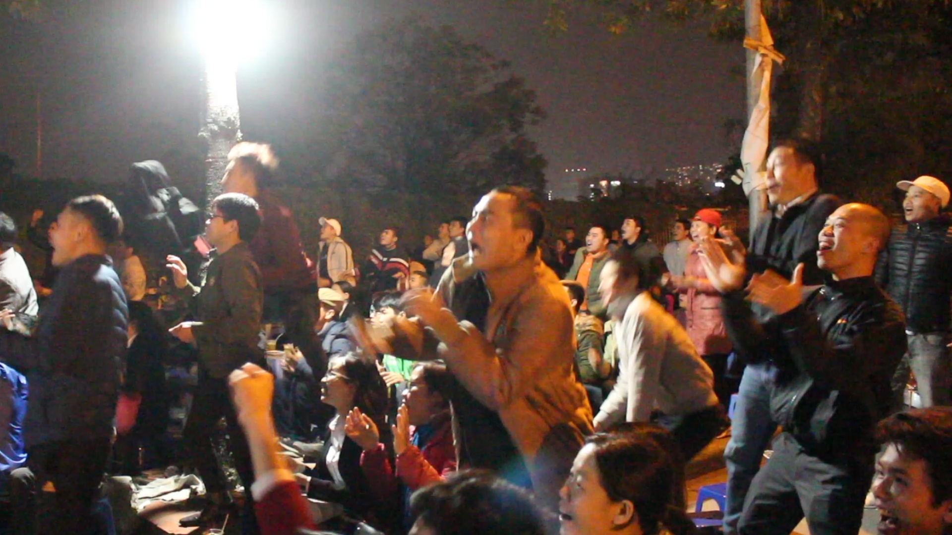 CDV Ha Noi: 'Viet Nam da vo dich trong long moi nguoi' hinh anh