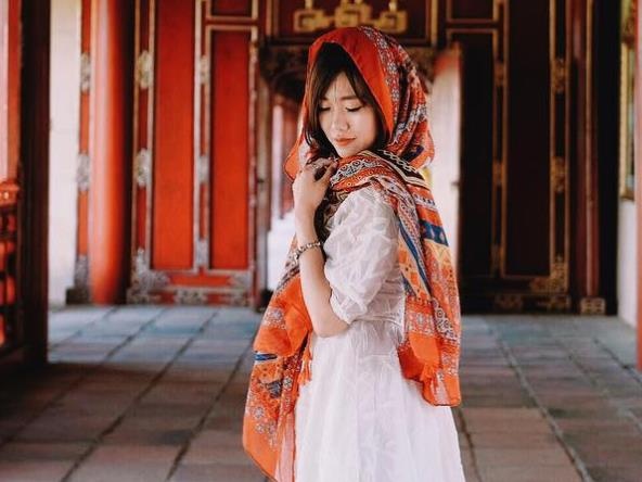 Co do Hue nhon nhip khach tham quan dip nghi le hinh anh