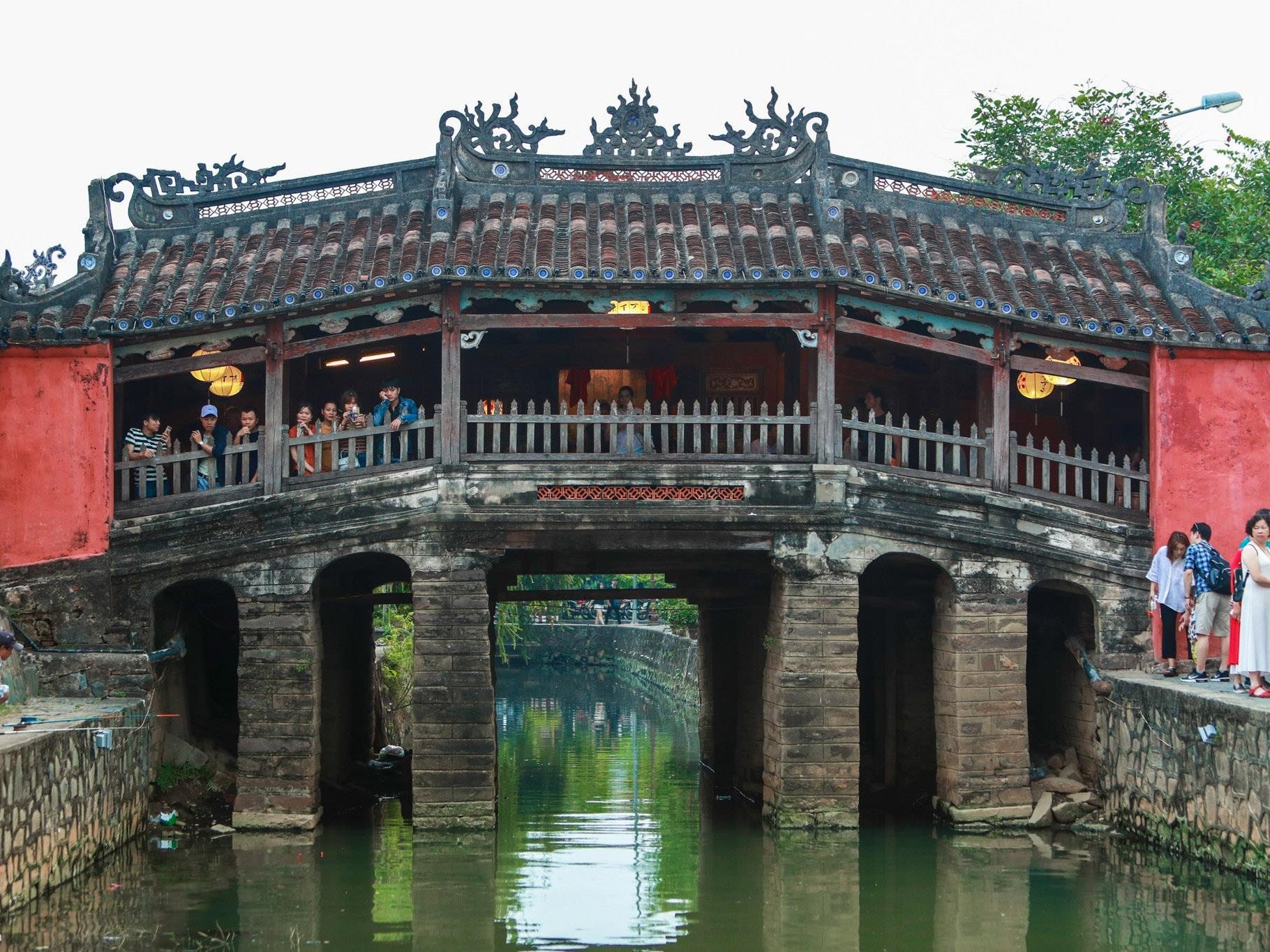 Ghe tham chua Cau - linh hon cua pho co Hoi An hinh anh