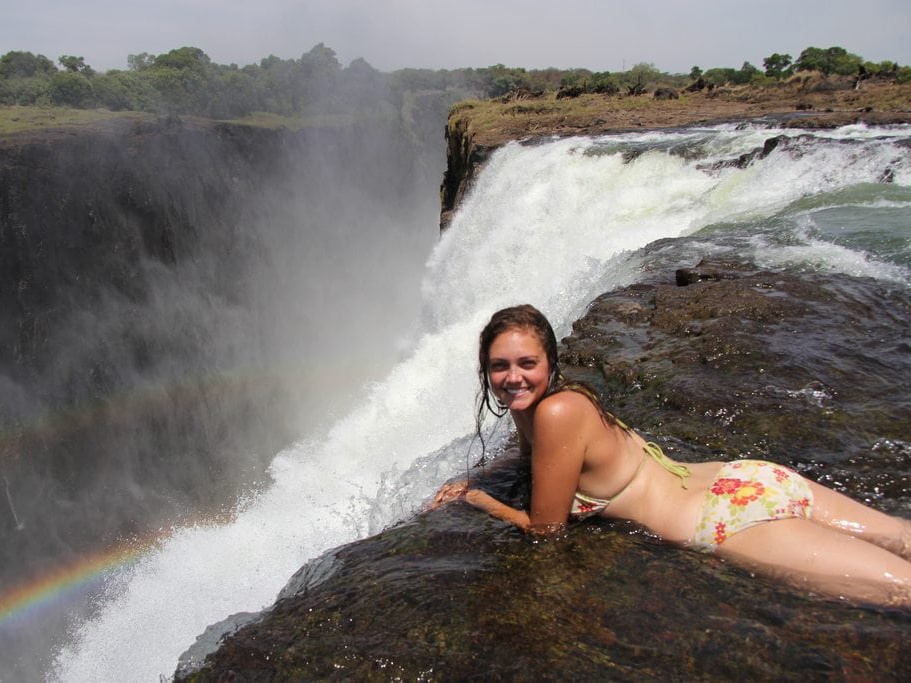 Kham pha be boi tren dinh thac nguy hiem nhat the gioi hinh anh