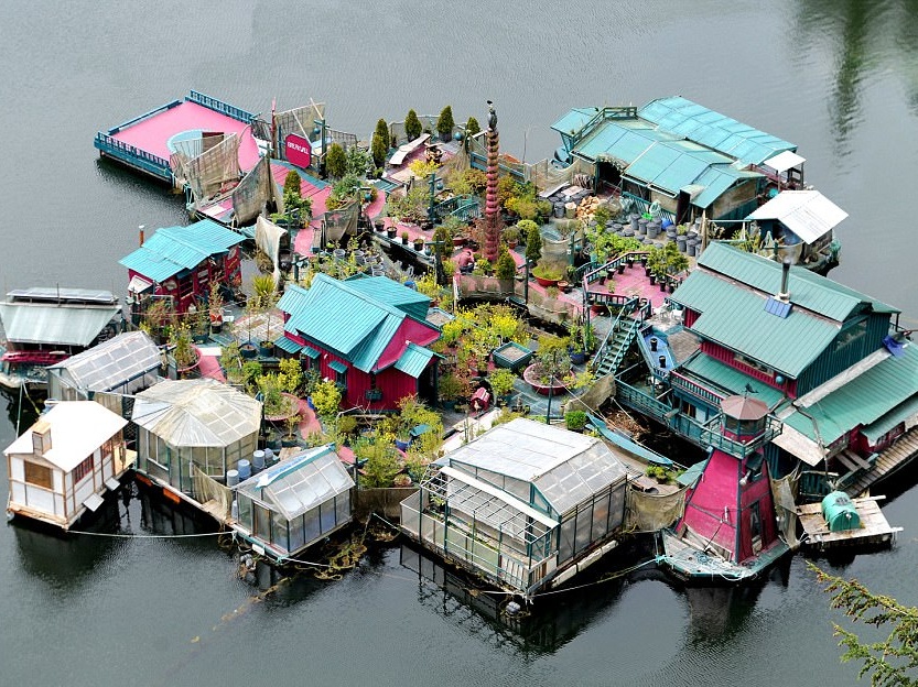 Cap vo chong tu xay dung hon dao cho rieng minh trong gan 30 nam hinh anh