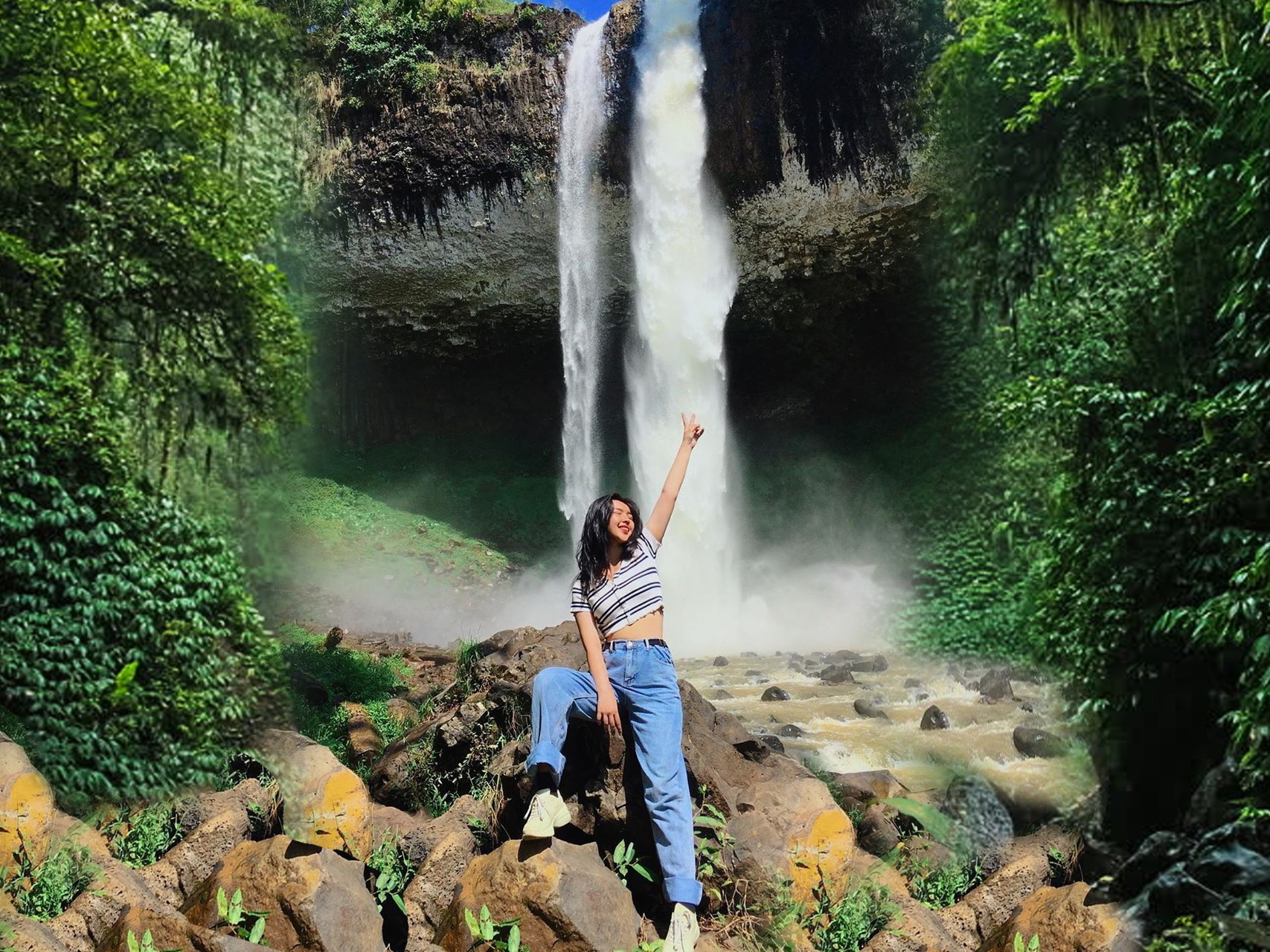 Thac nuoc hung vi o Dak Nong hinh anh