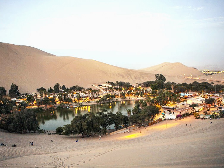 Oc dao xanh mat giua long sa mac hinh anh