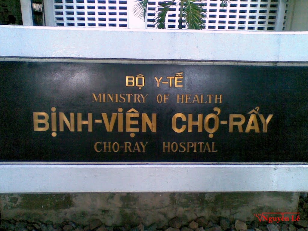 Nguoi dan ong gieo minh tu tang 10 benh vien Cho Ray hinh anh