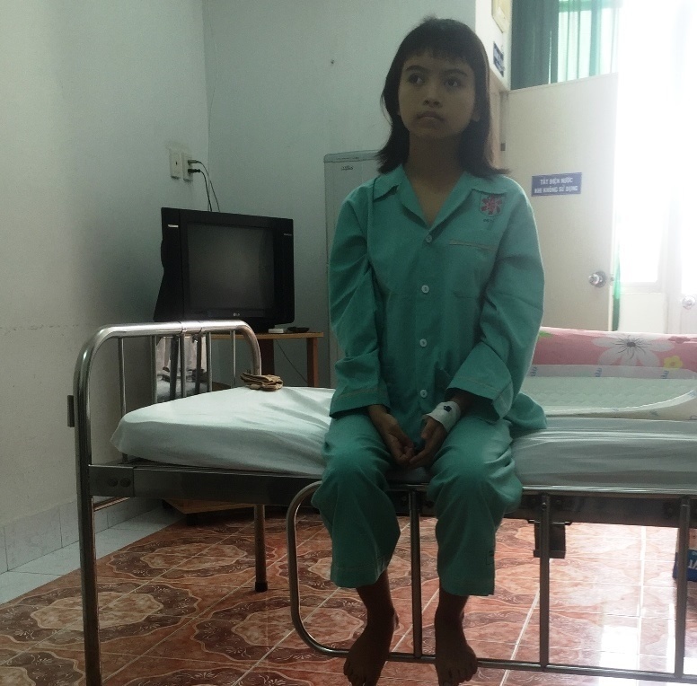 thiếu nữ cong vẹọ cột sống ảnh 2 thieu nu cong veo cot song anh 2