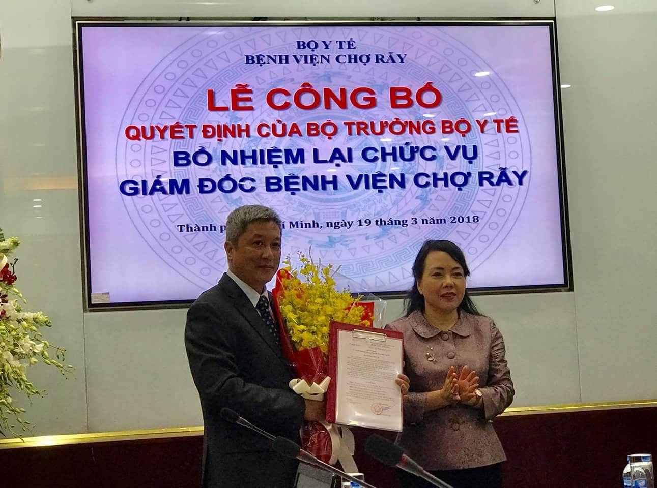 Bac si Nguyen Truong Son lam giam doc Benh vien Cho Ray nhiem ky 3 hinh anh