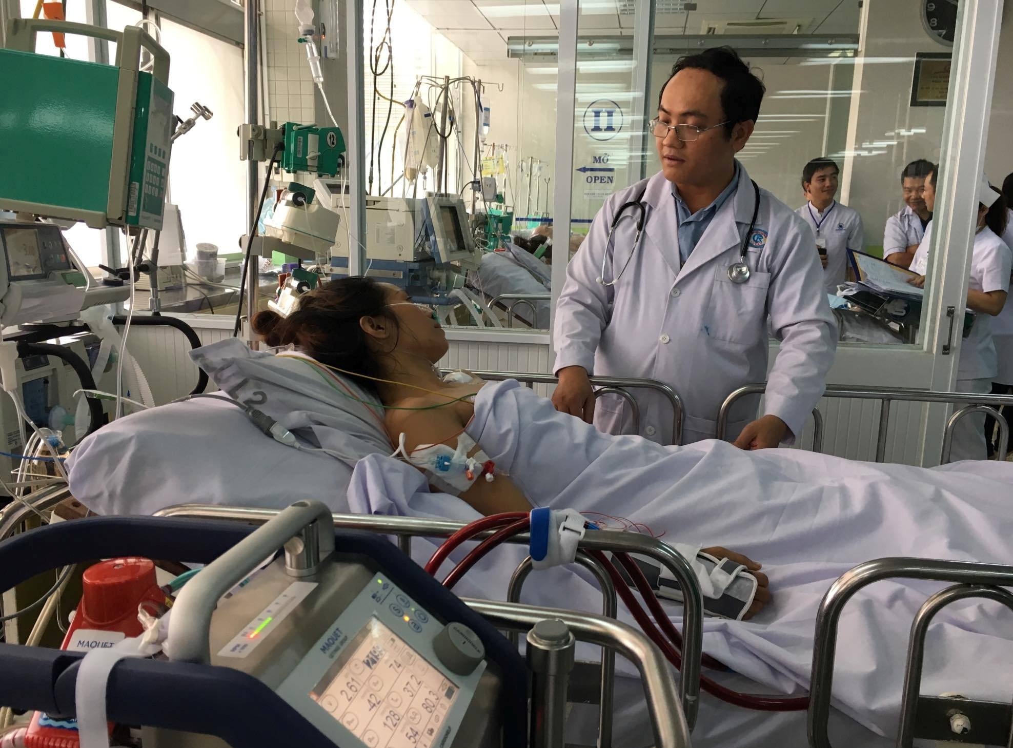 Gia dinh lam canh khanh kiet khi co gai bi viem co tim dot ngot hinh anh