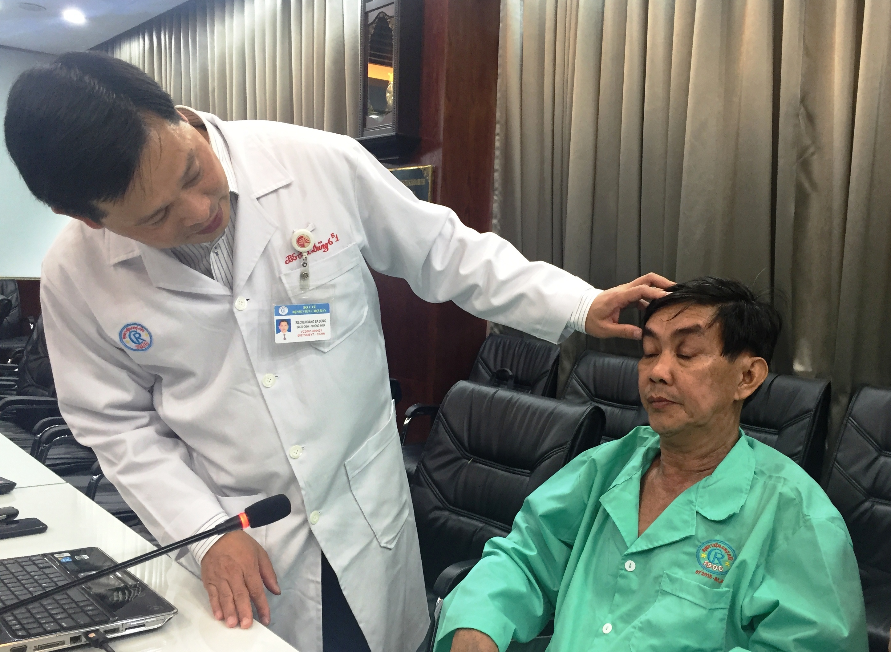 mảnh dăm trong hốc mắt ảnh 2 manh dam trong hoc mat anh 2