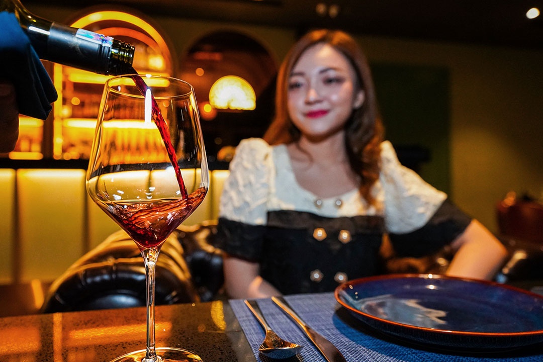 Lan dau trai nghiem van hoa fine dining o TP.HCM hinh anh