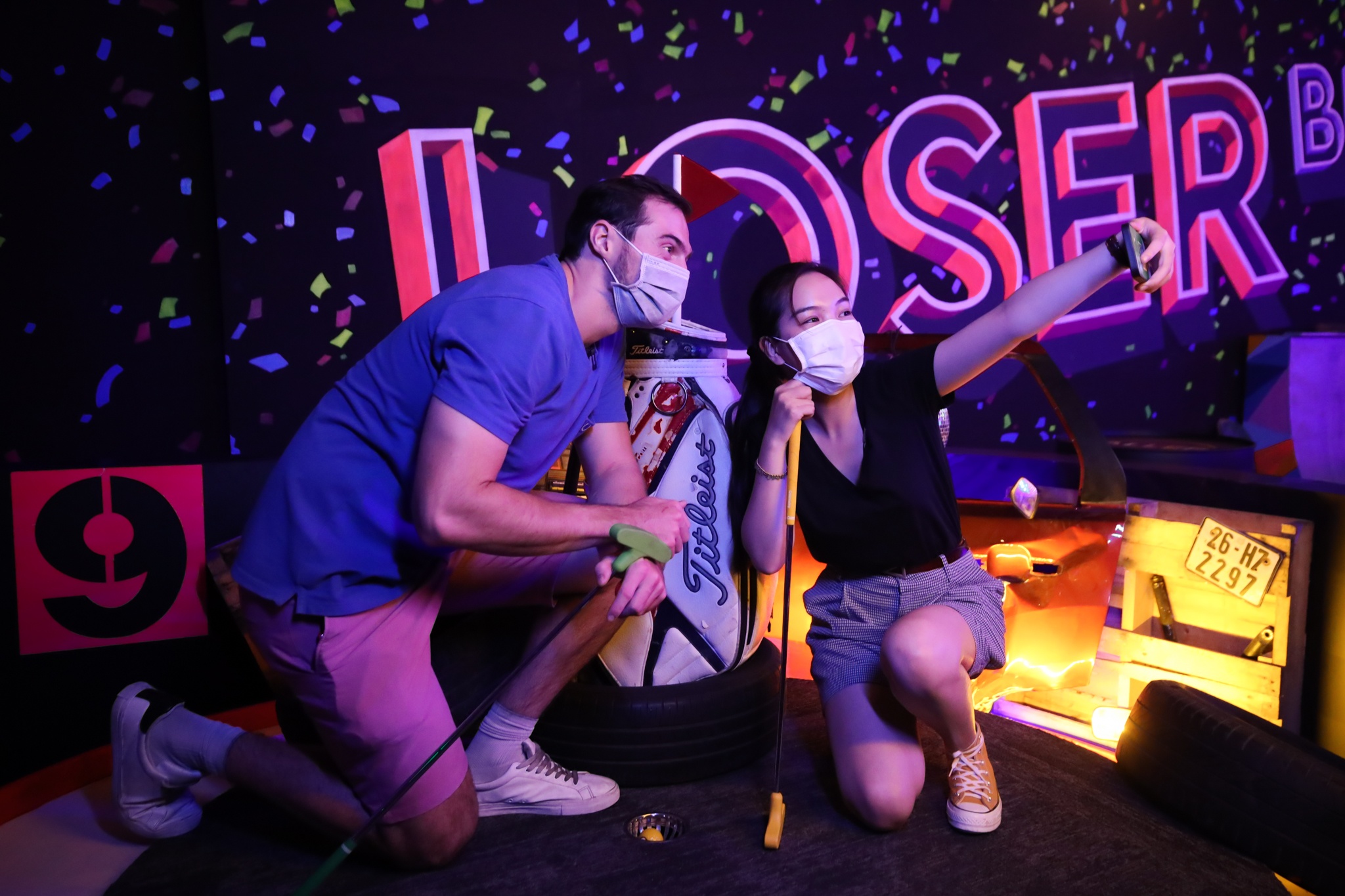 chơi mini golf tại quán bar ảnh 5 choi mini golf tai quan bar anh 5