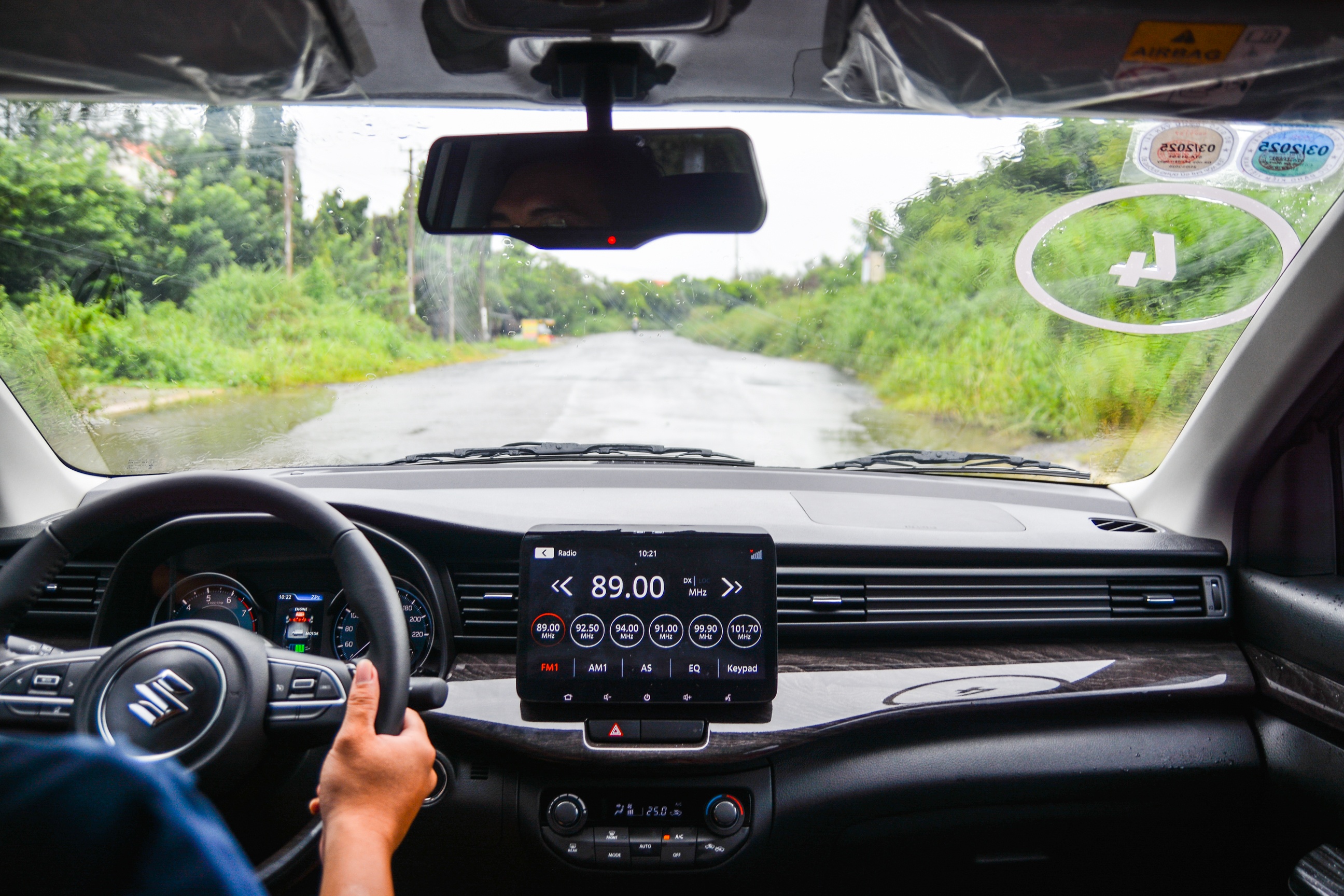 Trải nghiệm Suzuki Ertiga Hybrid ảnh 11 Trai nghiem Suzuki Ertiga Hybrid anh 11