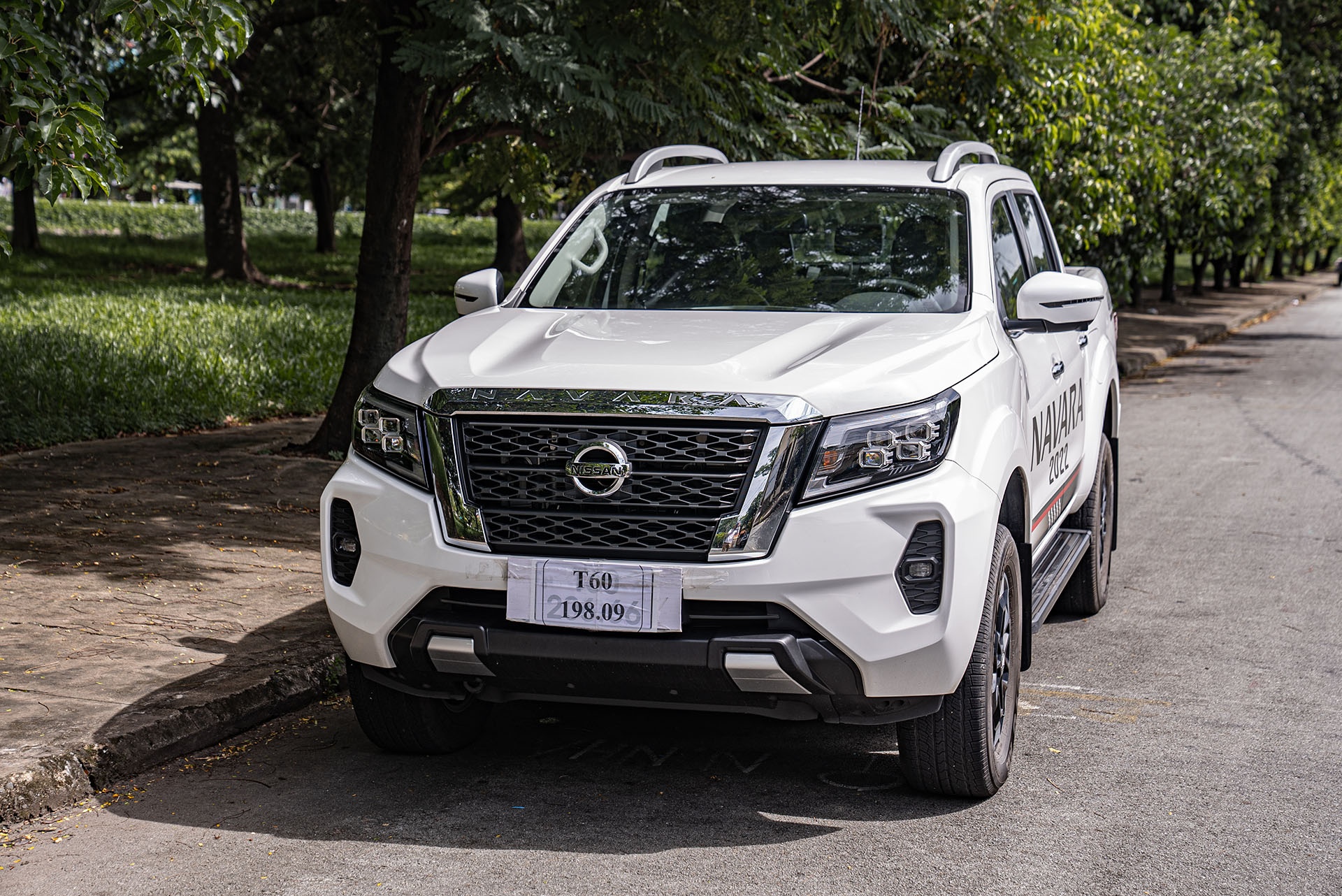Đánh giá Nissan Navara 2022 ảnh 3 Danh gia Nissan Navara 2022 anh 3