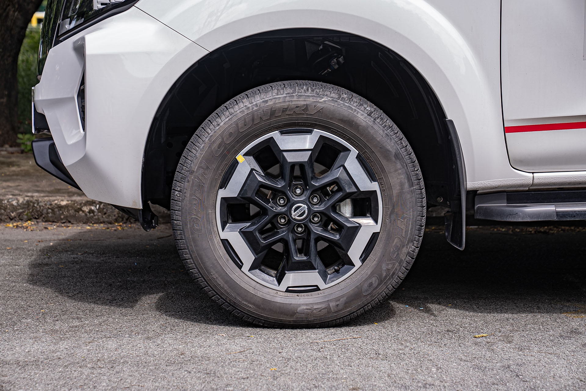 Đánh giá Nissan Navara 2022 ảnh 4 Danh gia Nissan Navara 2022 anh 4