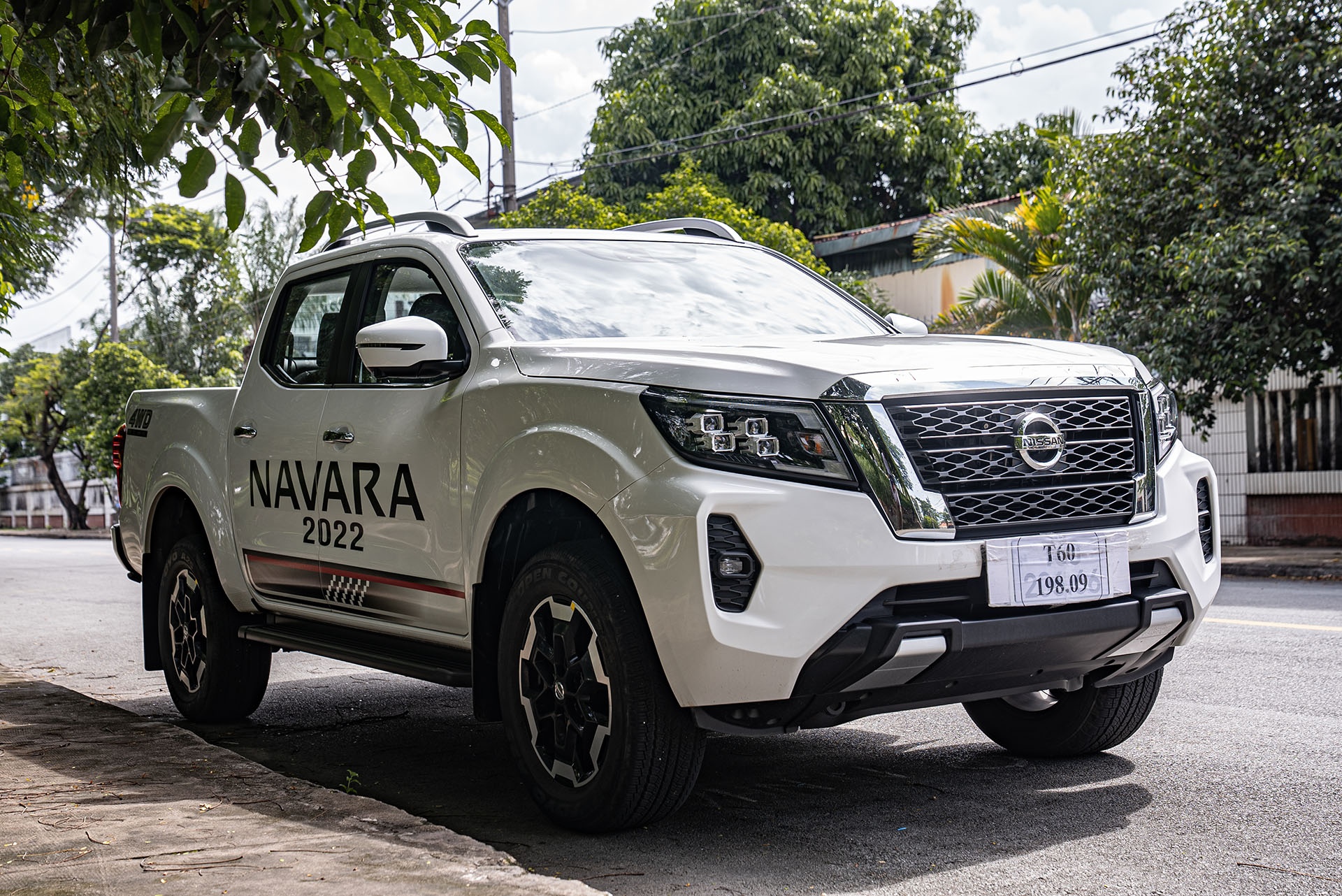 Đánh giá Nissan Navara 2022 ảnh 7 Danh gia Nissan Navara 2022 anh 7