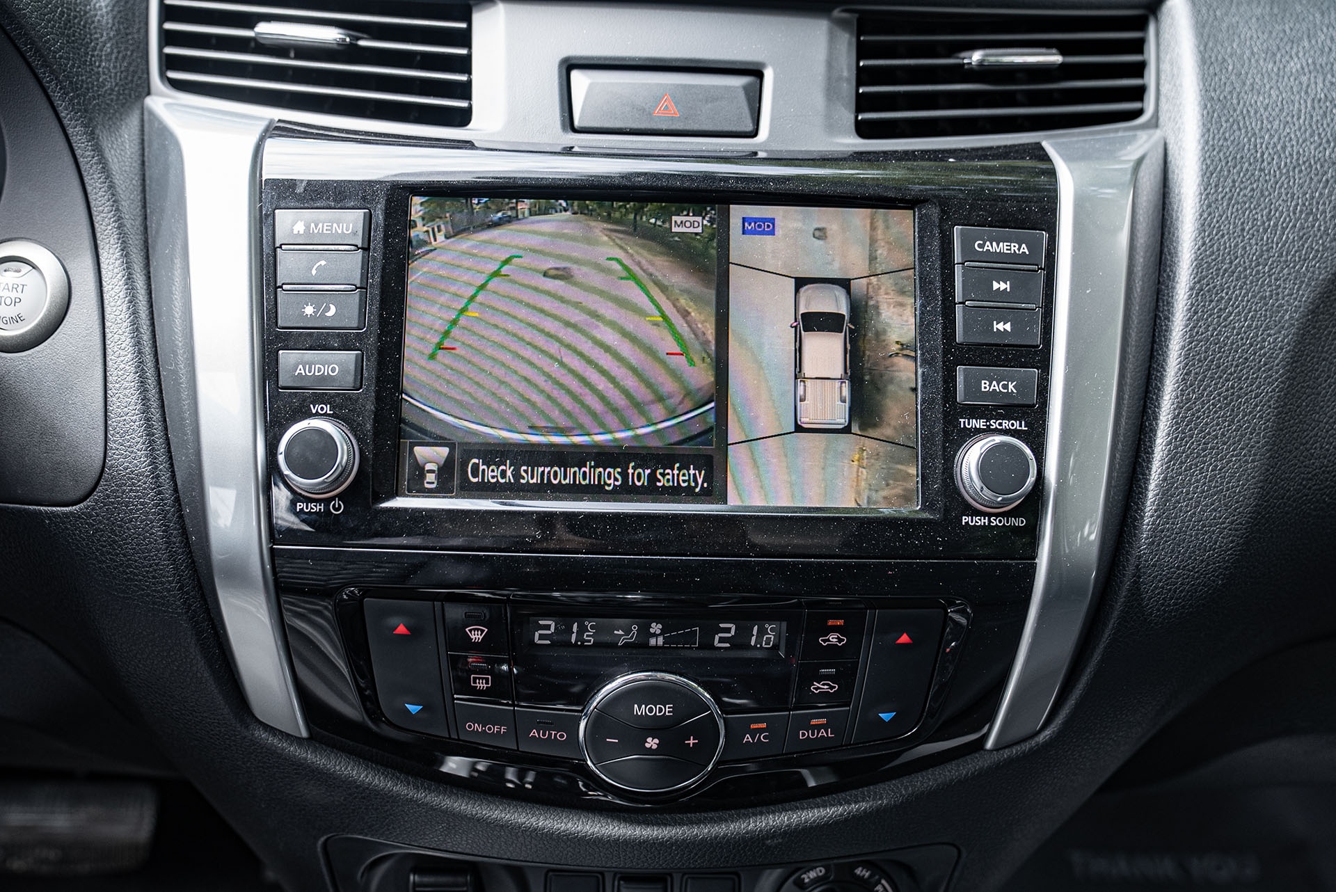 Đánh giá Nissan Navara 2022 ảnh 12 Danh gia Nissan Navara 2022 anh 12