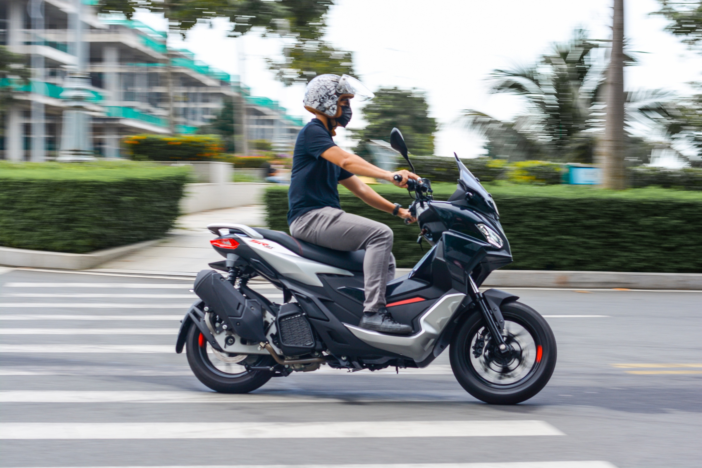 Aprilia SR GT 200 ảnh 11 Aprilia SR GT 200 anh 11