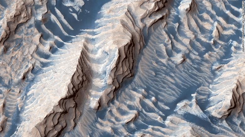 Anh moi nhat ve canh tuong chua tung thay o Sao Hoa hinh anh