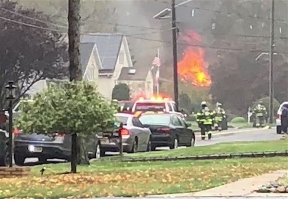 may bay dam vao nha dan o My anh 1