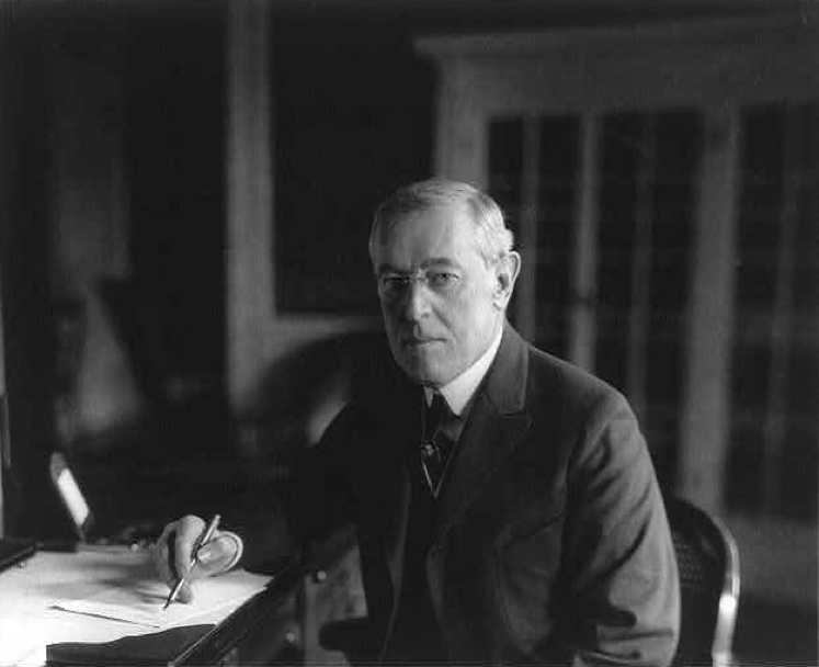 Nha Trang tung bien thanh o dich nam 1918, tong thong cung nhiem benh hinh anh