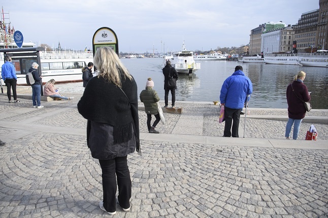 Thuy Dien thay doi cach chong dich anh 2