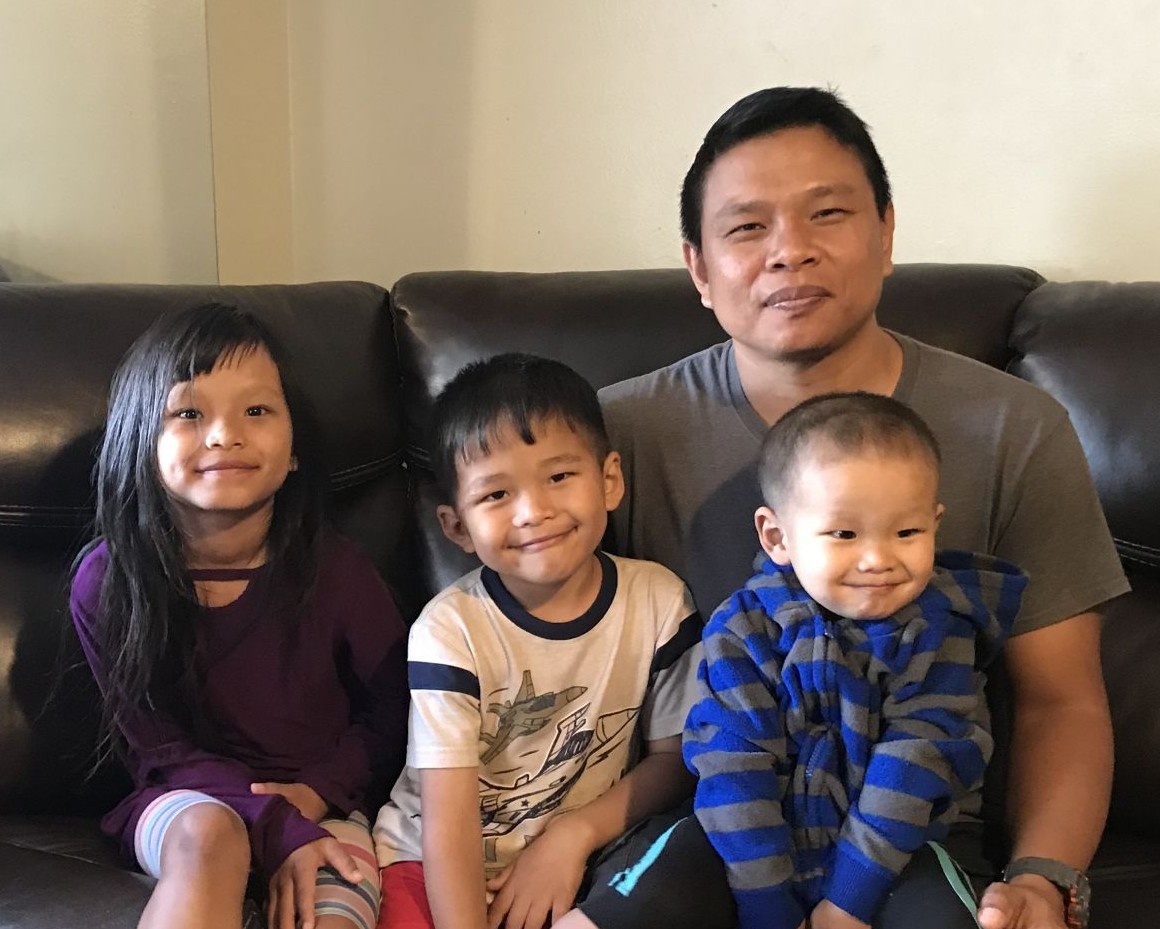 Noi am anh deo bam 3 cha con goc A suyt bi giet chet o My hinh anh