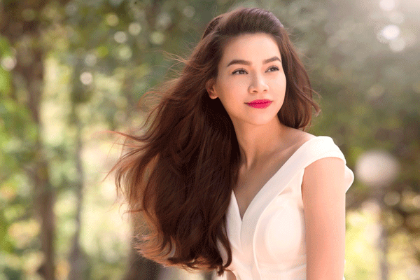 4 diem giup Ha Ho ghi dau an rieng o Vbiz hinh anh