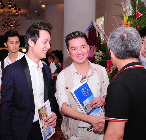 Ca sĩ Đăng Khôi cùng chung ý tưởng mua căn hộ cao cấp với Đàm Vĩnh Hưng.