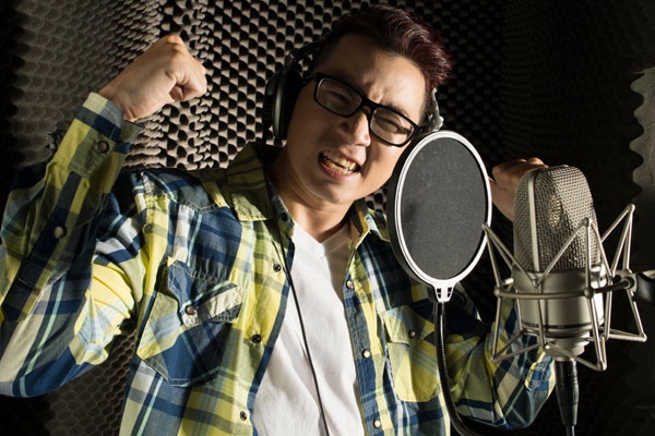 Quan diem song cua Karik qua loat ca khuc hit hinh anh