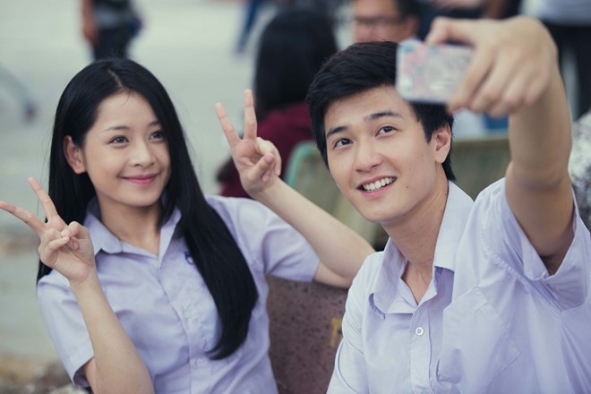 Chi Pu với hình ảnh trong sáng trong phim Hương Ga cùng Huỳnh Anh.