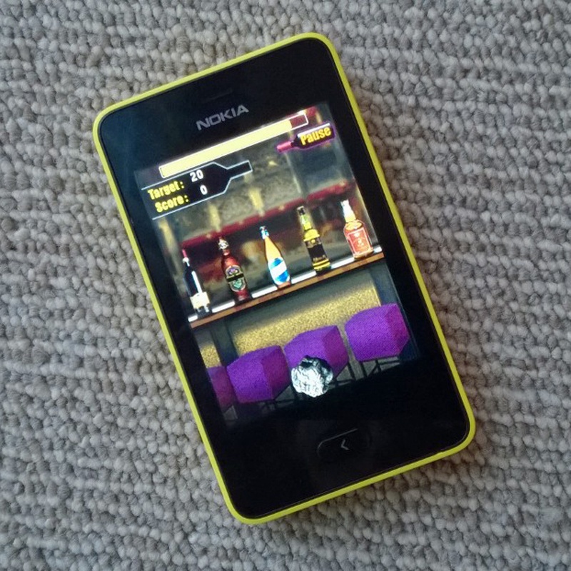  Bottle Shooter là một trong những game xả stress kinh điển