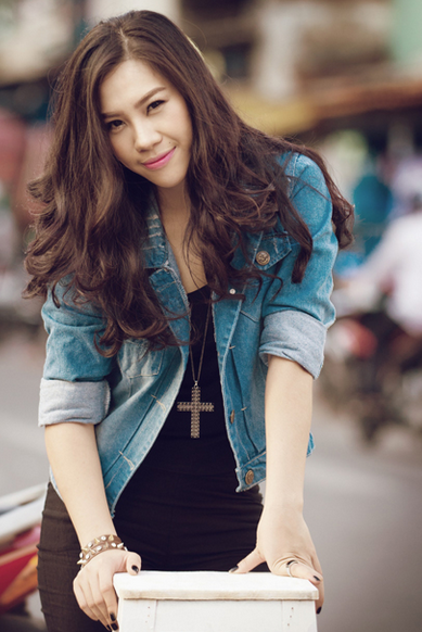 Á quân The Voice 2013 – ca sĩ Hà My cũng sẽ tham dự chương trình.