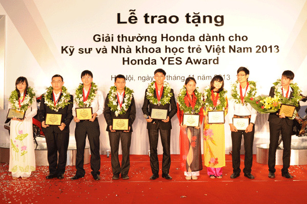 Khoi dong Giai thuong Honda Y-E-S lan thu 9 - 2014 hinh anh