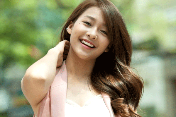 Kha Ngan tiet lo bi quyet cho lan da sang khoe hinh anh