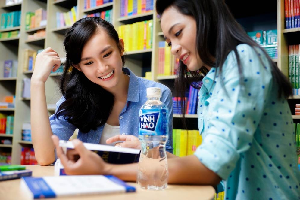 … Mỹ An vẫn luôn tươi trẻ với nụ cười xinh xắn.